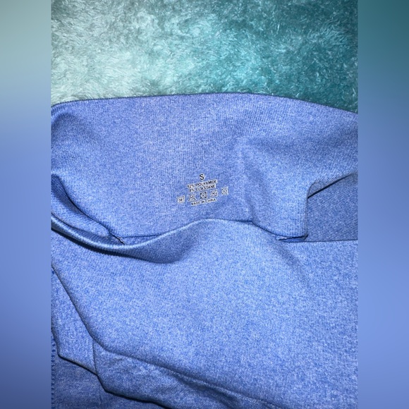 Athletic booty lifting shorts - Picture 3 of 3